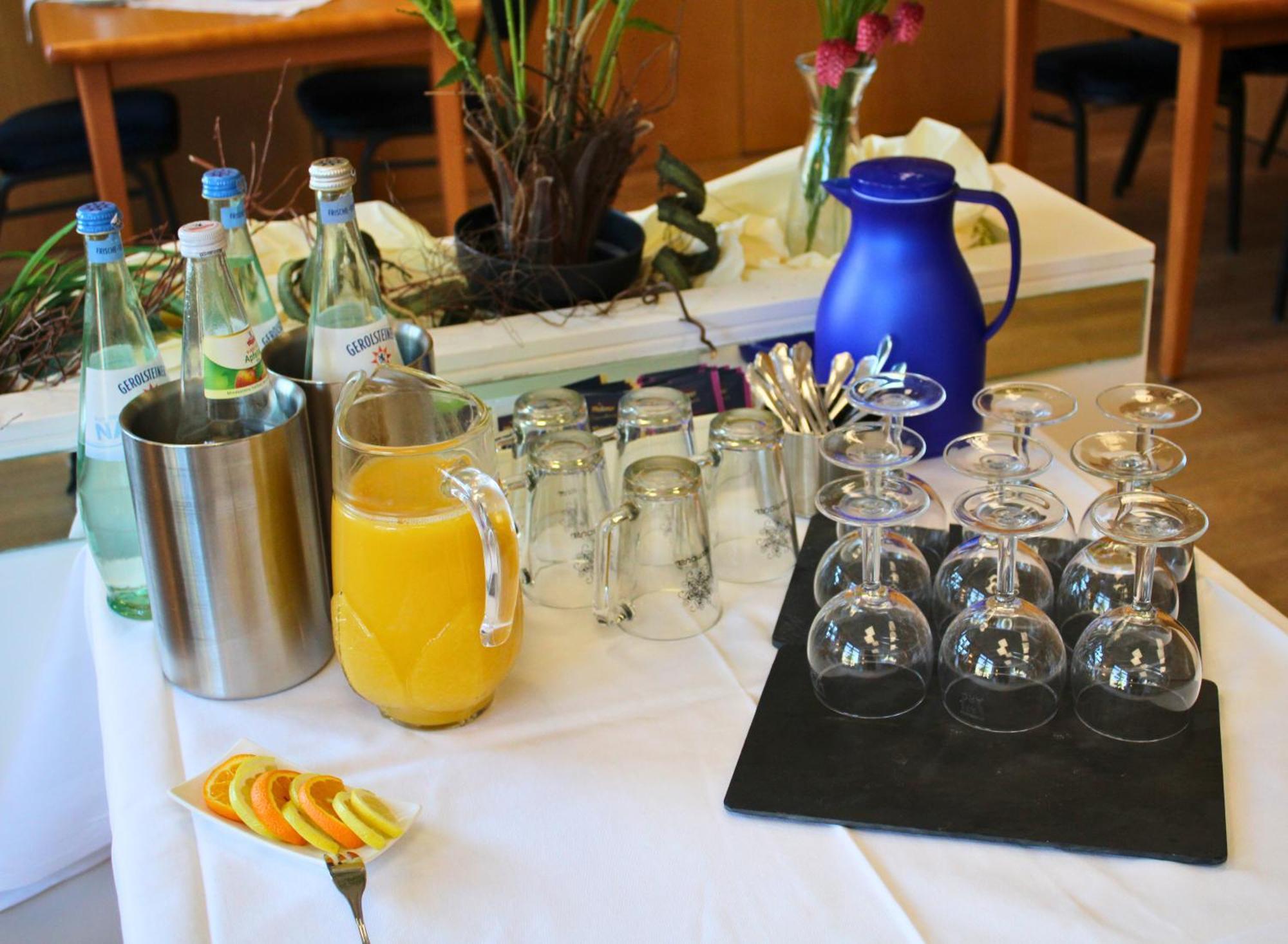 Hotel Adler & Eventlocation Gmbh Itzehoe Eksteriør billede